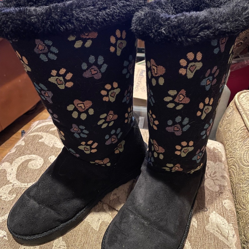 Black Paw Print Boots by the Animal Rescue Site
